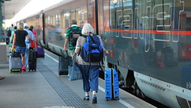 24 statt 14 Stunden war eine Wiener Familie mit dem Zug nach Rom unterwegs (Symbolbild). (Bild: Kronen Zeitung/Peter Tomschi)