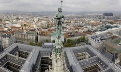 Strengeres Rathaus: Wer Rettung oder Feuerwehr für einen nicht notwendigen Einsatz ruft, wird ...