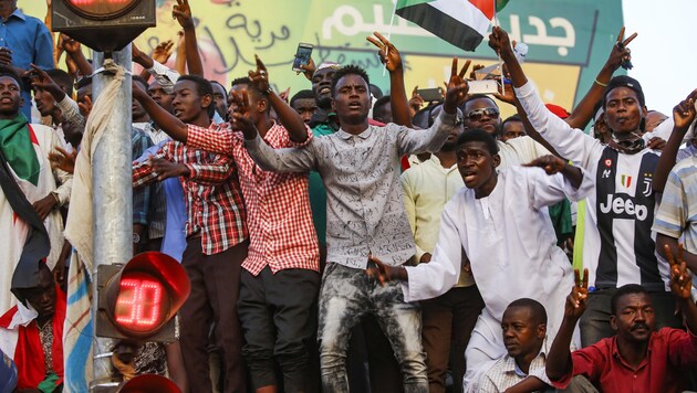 Proteste im Sudan (Bild: AFP)