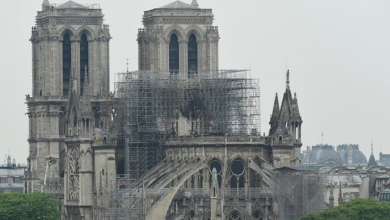 Notre Dame am Tag nach dem Brand (Bild: AFP)