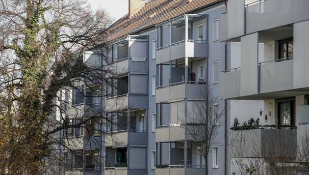 Die Stadt besitzt 1700 Wohnungen. In den vergangenen Jahren wurden unter Stadtchef Heinz Schaden 300 verkauft. (Bild: Tschepp Markus)