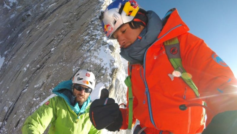Die Alpinisten Hansjörg Auer (links) und David Lama (rechts) am 29. April 2016 in Nepal (Bild: APA/David Lama)