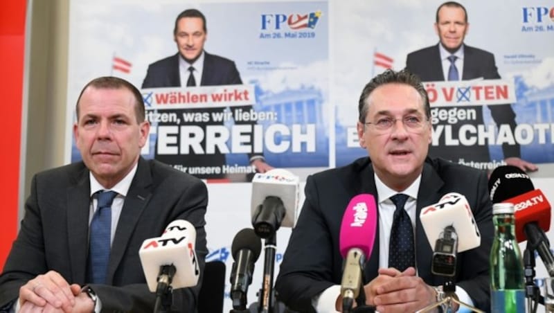 FPÖ-Spitzenkandidat Harald Vilimsky und Vizekanzler Heinz-Christian Strache (Bild: APA/HELMUT FOHRINGER)