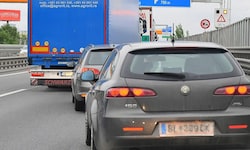Symbolbild Stau