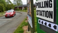 In Großbritannien haben mehrere Politiker Wetten abgeschlossen, unter anderem auf den Termin der nächsten Parlamentswahl (Symbolbild). (Bild: APA/AFP/PAUL ELLIS)