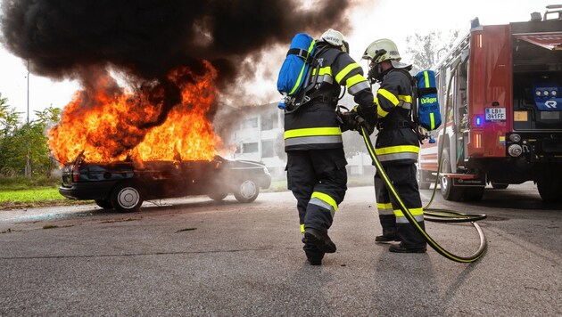 Feuerwehren wie jene in Leibnitz (hier bei einer Übung) sollen von der Forschung profitieren (Bild: Angela Lehner/Feuerwehr Leibnitz)