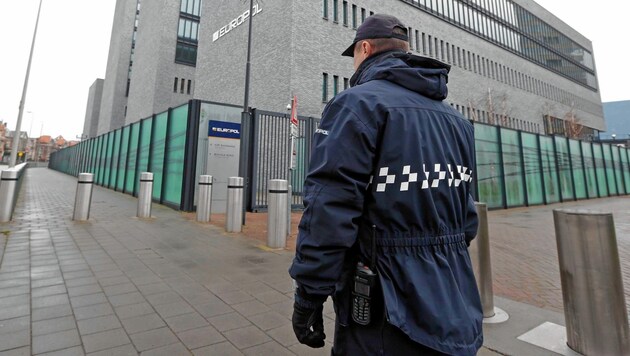 Ermittler bei Europol in Den Haag gehen aktuell von 7500 agierenden Banden aus. (Bild: Klemens Groh)