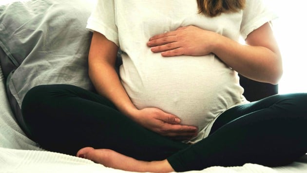 Schwangere entbinden wieder häufiger zuhause. (Bild: stock.adobe.com)