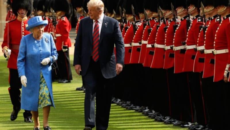 Queen Elizabeth II. und Donald Trump (Bild: AFP)