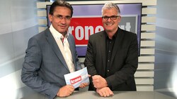 ÖVP-EU-Kandidat Wolfram Pirchner mit krone.at-Moderator Gerhard Koller (Bild: krone.tv)