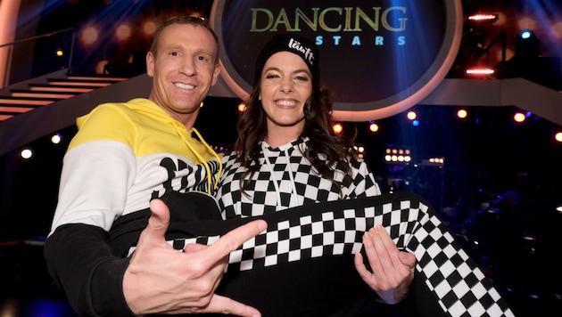 Profi-Tänzerin Roswitha Wieland hatte den schwersten Job bei „Dancing Stars“: Stefan Petzner. (Bild: Hans Leitner / First Look / picturedesk.com)