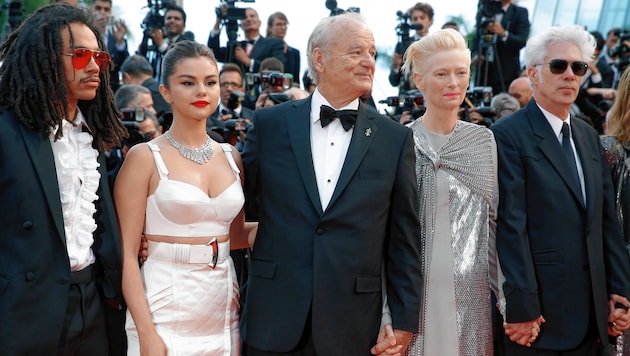Eröffneten die 72. Filmfestspiele von Cannes: Selena Gomez, Bill Murray, Tilda Swinton und Jim Jarmusch (v.l.) (Bild: EPA)