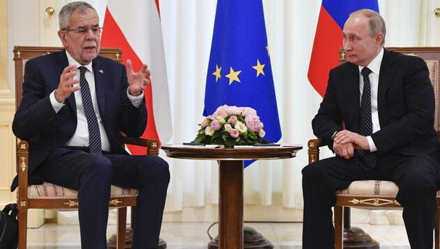 Bundespräsident Alexander Van der Bellen und Russlands Präsident Wladimir Putin (Bild: AP)