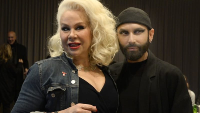 Dianne Brill (Muse von Andy Warhol) und Conchita (Bild: APA/HERBERT PFARRHOFER)