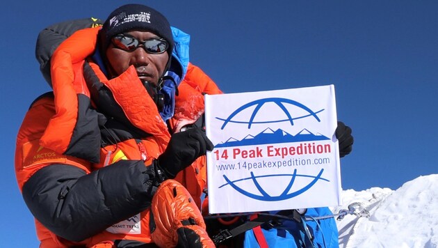 Kami Rita will auch noch ein 25. Mal seinen Lieblingsberg besteigen. (Bild: APA/AFP/Seven Summit Treks/Handout)