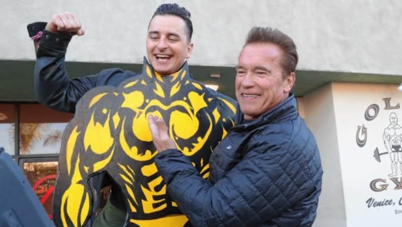 Zwei Steirer unter sich: Andreas Gabalier und Arnold Schwarzenegger (Bild: Sepp Pail)