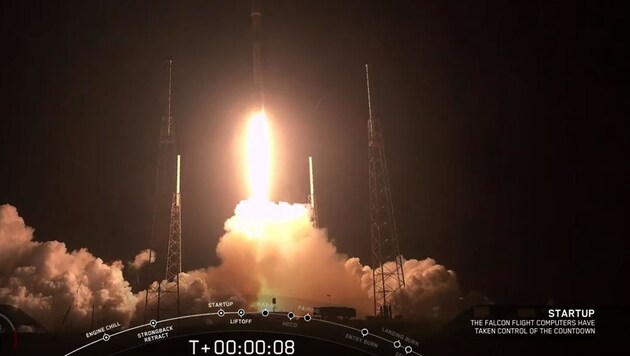 Start einer SpaceX Falcon-9-Rakete in Cape Canaveral, Florida (Bild: APA (AFP/SPACEX/HO))