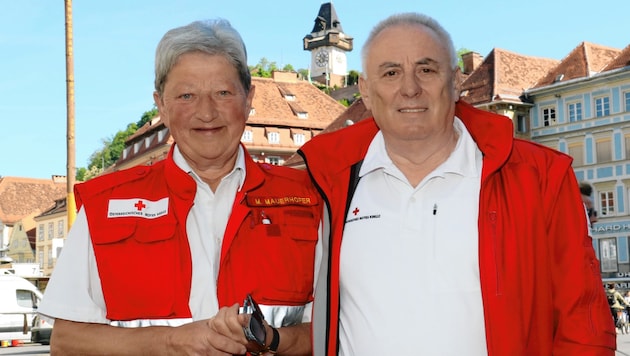 Maria Mauerhofer und Herbert Janisch sind seit 1969 beim Roten Kreuz und weiterhin aktiv (Bild: Christian Jauschowetz)