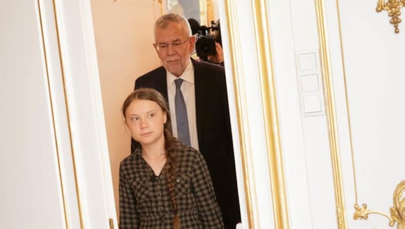 Greta Thurnberg bei Bundespräsident Alexander Van der Bellen (Bild: APA/BUNDESHEER/PETER LECHNER)