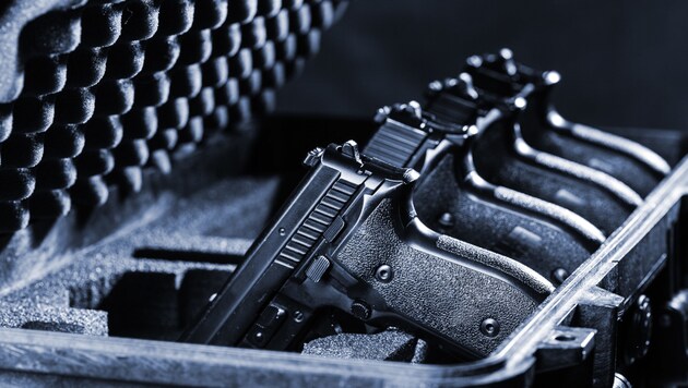 405.463 Gewehre und Pistolen waren mit Jahresbeginn in Niederösterreich registriert. (Bild: stock.adobe.com (Symbolbild))