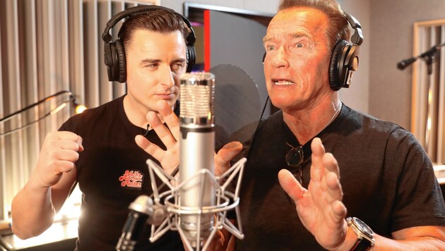 Arnold Schwarzenegger mit Andreas Gabalier im Studio (Bild: Sepp Pail)
