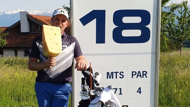 Der Radstädter Golfprofi Bernard Neumayer ist (erfolgs)hungrig und will sich am Semperachersee (Sz) seine Gegner vernaschen. (Bild: Bernard Neumayer)