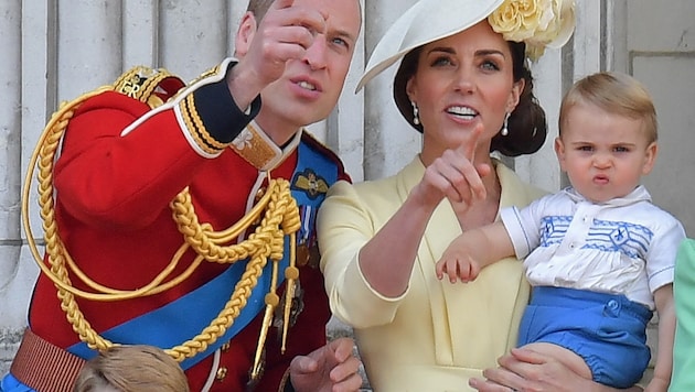 Prinz Louis zog bei „Trooping the Colour“ ein Schnoferl. (Bild: AFP or licensors)