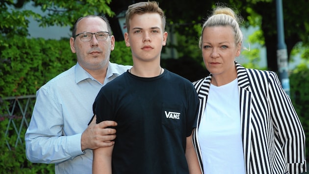 Statt Vorfreude auf die Schule plagt Familie Neuber um Sohn Clemens (14) nun die Unsicherheit. (Bild: Tomschi Peter)