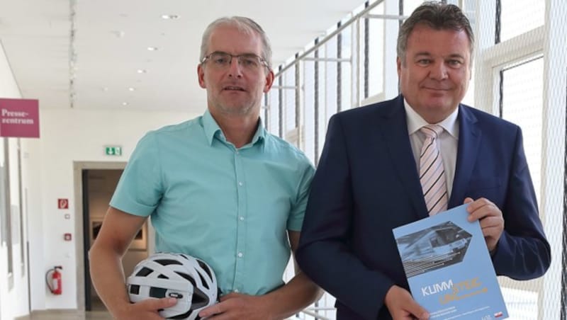 Radfahrbeauftragter Christian Hummer mit Infrastruktur-Landesrat Günther Steinkellner (Bild: Daniel Kauder)