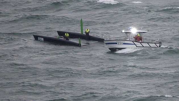Während der Regatta Bol d‘Or am Genfer See kenterte ein Boot. Das Event ist die größte Segelwettfahrt Europas. (Bild: AFP)