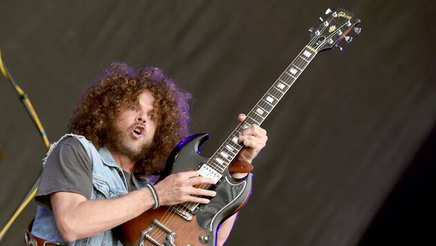 Mit der Liebe zur Musik: Wolfmother-Frontmann und -Gitarrist Andrew Stockdale lässt die Dinge im Leben gerne auf sich zukommen. (Bild: HERBERT P. OCZERET / APA / picturedesk.com)