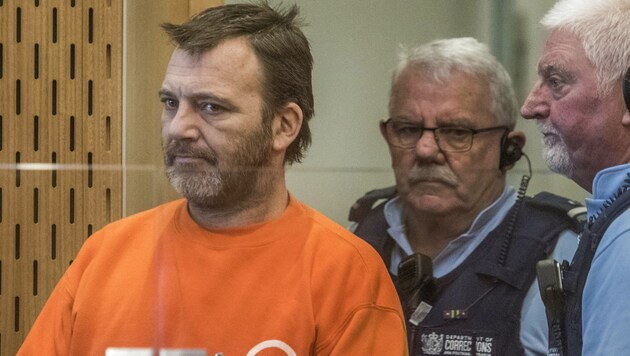 Der 44-jährige Neuseeländer vor der Urteilsverkündung (Bild: AP)
