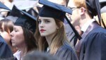 Emma Watson machte 2014 ihren Abschluss an der britischen Elite-Uni Brown. (Bild: www.PPS.at)