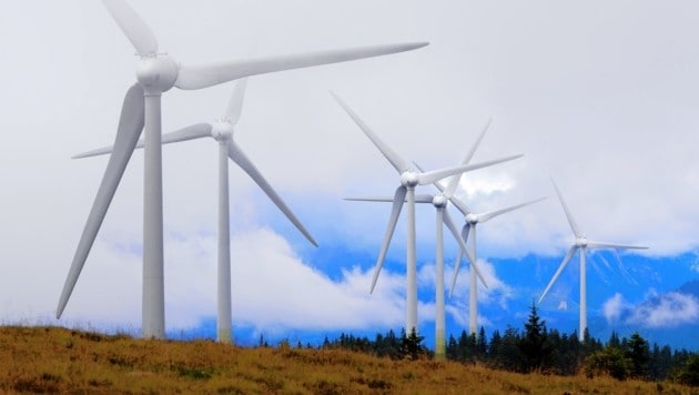 Mehr als 100 Windräder stehen in der Steiermark. Um mehr grünen Strom zu produzieren, ist ein deutlicher Ausbau in den nächsten Jahren geplant. (Bild: ÖBF/Wolfgang Simlinger)