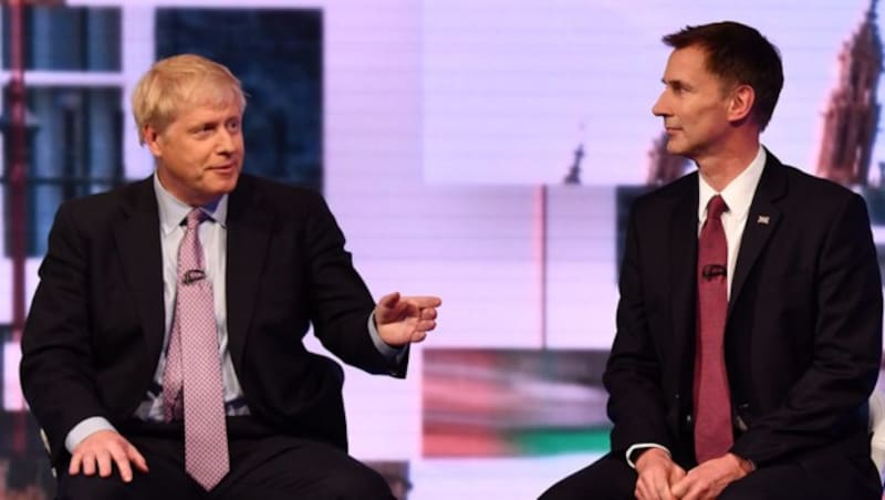 Ex-Außenminister Boris Johnson und derzeitiger Außenminister Jeremy Hunt: Wer wird Großbritanniens nächster Premierminister? (Bild: APA/AFP/BBC/JEFF OVERS)