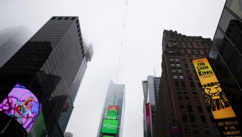 Das Seil war über dem Times Square gespannt. (Bild: AP)