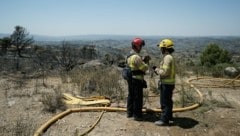 In Spanien soll die Temperatur am Wochenende auf über 30 Grad steigen. Wie im Vorjahr drohen heuer wieder Waldbrände (Archivbild). (Bild: AFP)