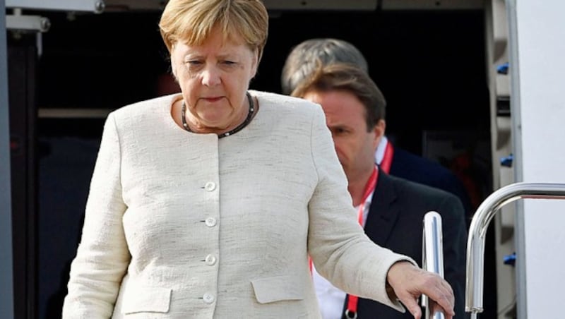 Nach ihren Zitteranfällen fragt sich ganz Deutschland: Wie ist es um die Gesundheit von Bundeskanzlerin Angela Merkel bestellt? (Bild: AP)