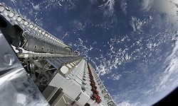 Musks Weltraumfirma SpaceX bringt ihre Starlink-Internetsatelliten stapelweise in den Orbit.
