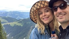 Jason Biggs urlaubt aktuell mit Ehefrau Jenny Mollen und den gemeinsamen Kindern in Tirol. (Bild: instagram.com/jennymollen)