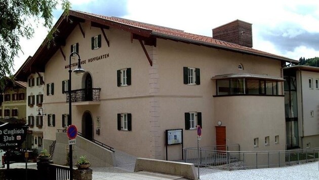 Das Gemeindeamt Hopfgarten (Bild: TVB Kitzbüheler Alpen)