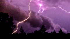 Nicht nur in Kärnten, auch im deutschen Brandburg (Bild) gingen zuletzt heftige Unwetter nieder. (Bild: Julian Stähle/dpa/picturedesk.com)