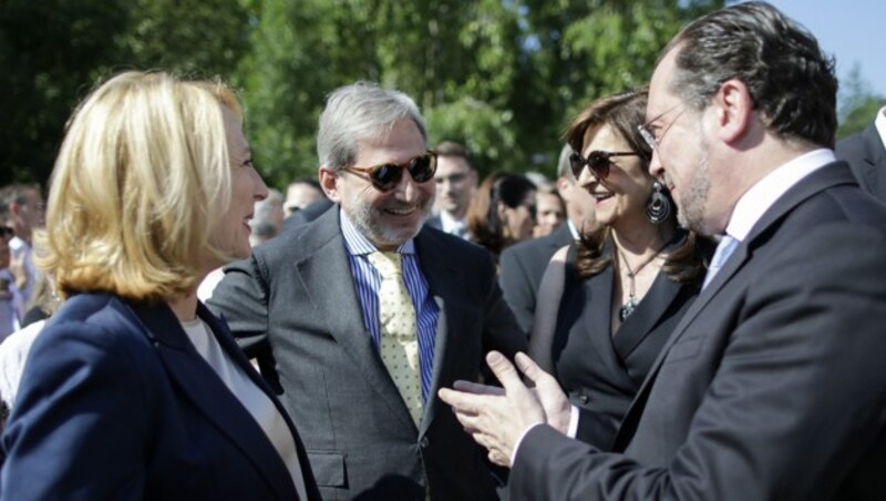 Doris Bures, Johannes Hahn, Susanne Riess und Alexander Schallenberg (Bild: APA/BKA/ANDY WENZEL)