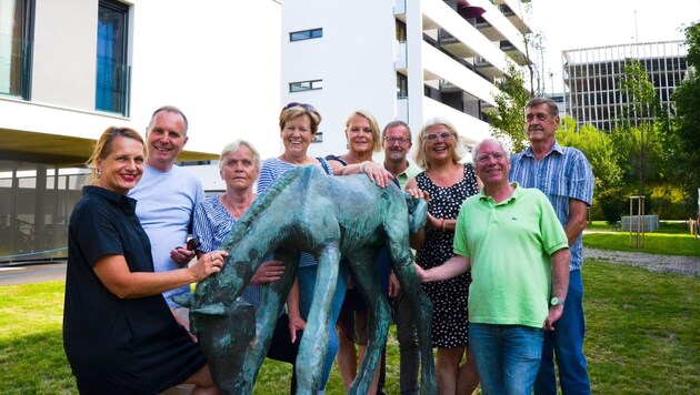 Die Nachbarn freuen sich über die Rückkehr des Fohlens (Bild: Stadt Salzburg)