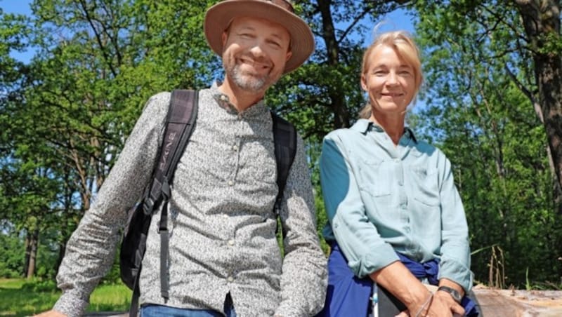 Projektbegleiter Bernhard Riehl und Conny Schmitz (Bild: Grill Max/Kronenzeitung)