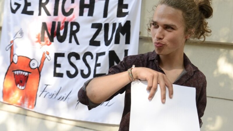 Simon F. (22) wurde freigesprochen. (Bild: APA/HERBERT PFARRHOFER)