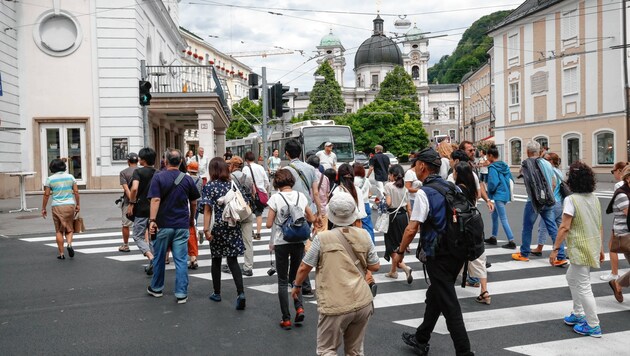 Touristenansturm auf Salzburg. (Bild: MARKUS TSCHEPP)
