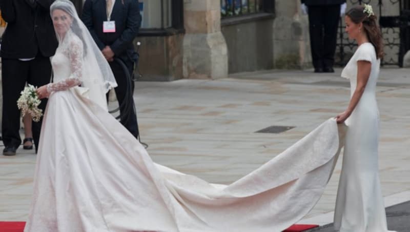 Kate Middleton heiratet in einem Kleid von Alexander McQueen. (Bild: www.pps.at)