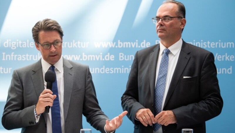 Verkehrsminister Andreas Reichhardt (rechts) neben seinem deutschen Amtskollegen Andreas Scheuer (Bild: APA/dpa/Soeren Stache)