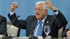 Palästinenser-Präsident Mahmoud Abbas reagiert mit einer drastischen Maßnahme auf die Zerstörung von palästinensischen Wohnungen in Ost-Jerusalem. (Bild: AP)